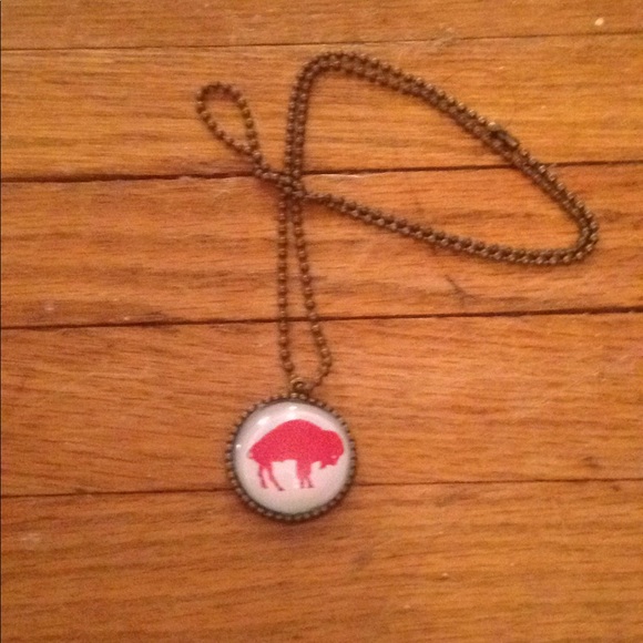 Buffalo Necklace - Picture 1 of 1